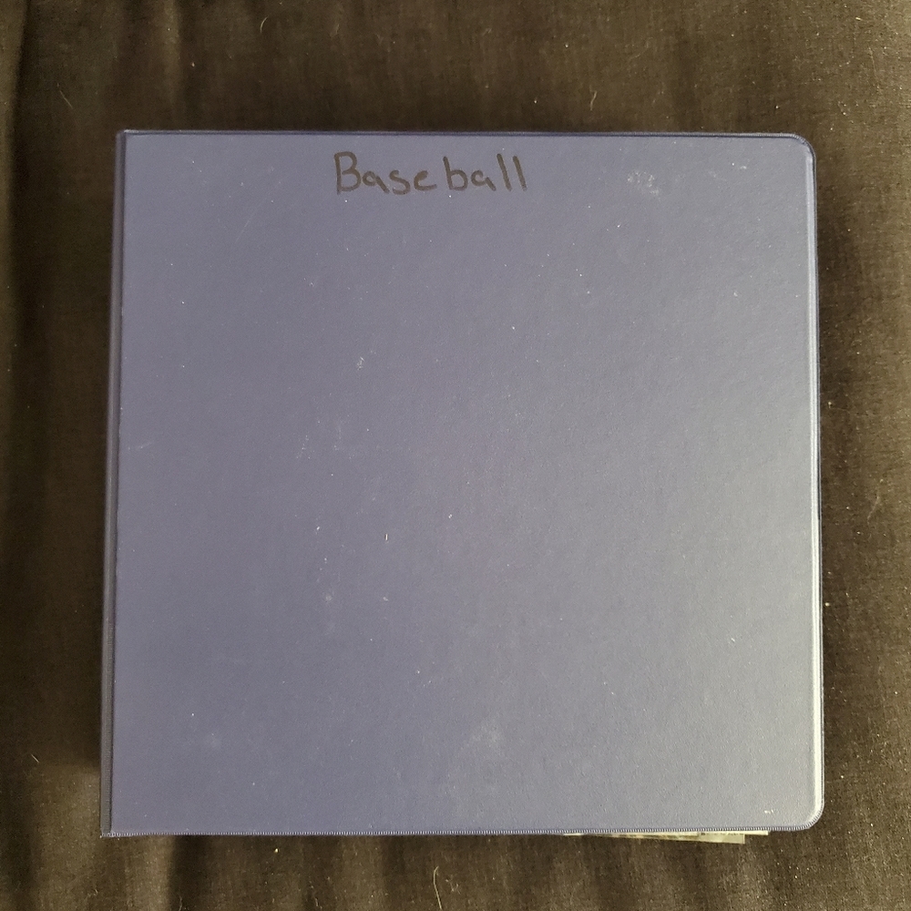 Baseball cards binder B/O